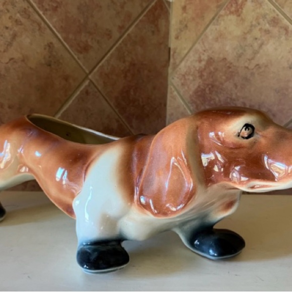 USA Large Ceramic Basset Hound Planter Vintage